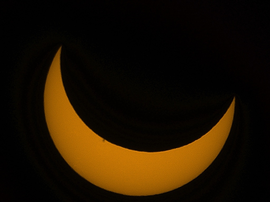 Partial Eclipse. Credit: Mike Mitchell