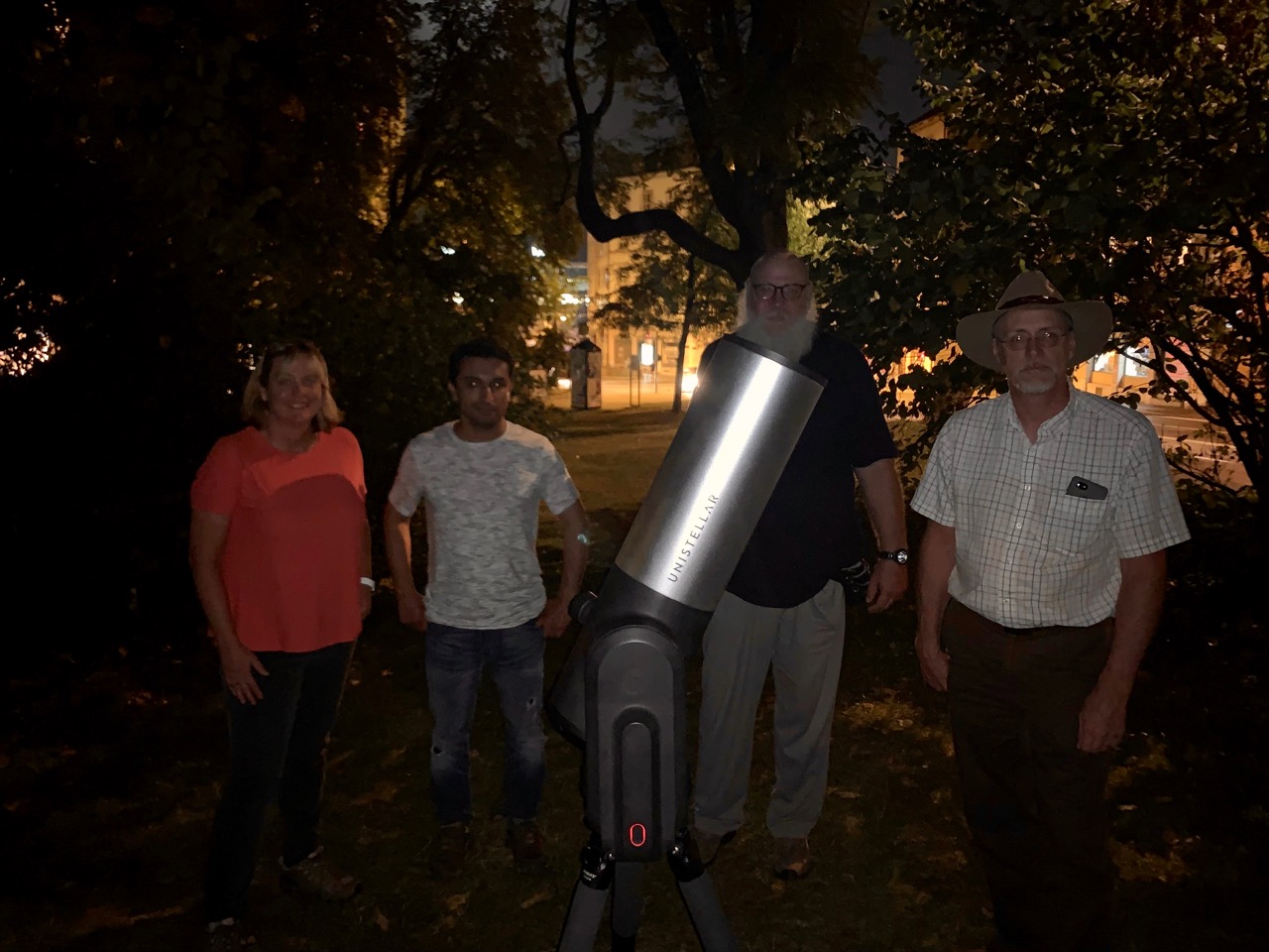 Demonstration of the eVscope at night in Geneva