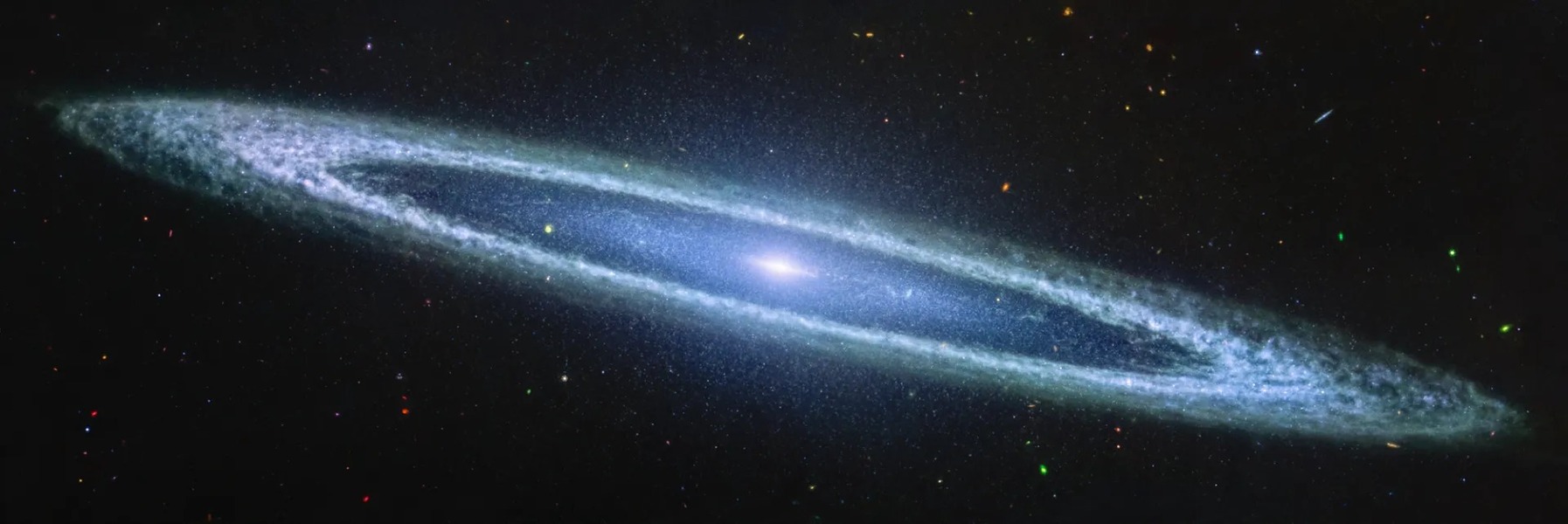 Sombrero Galaxy Dazzles in New Image